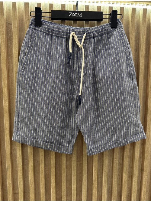 Short Pants With Stripes